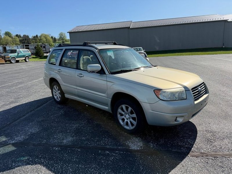 Used 2007 Subaru Forester 2.5X image 1