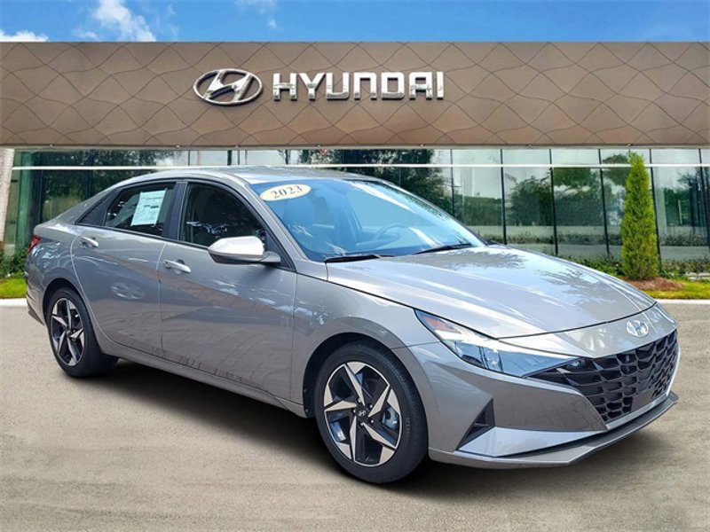 Certified 2023 Hyundai Elantra SEL w/ Convenience Package image 1