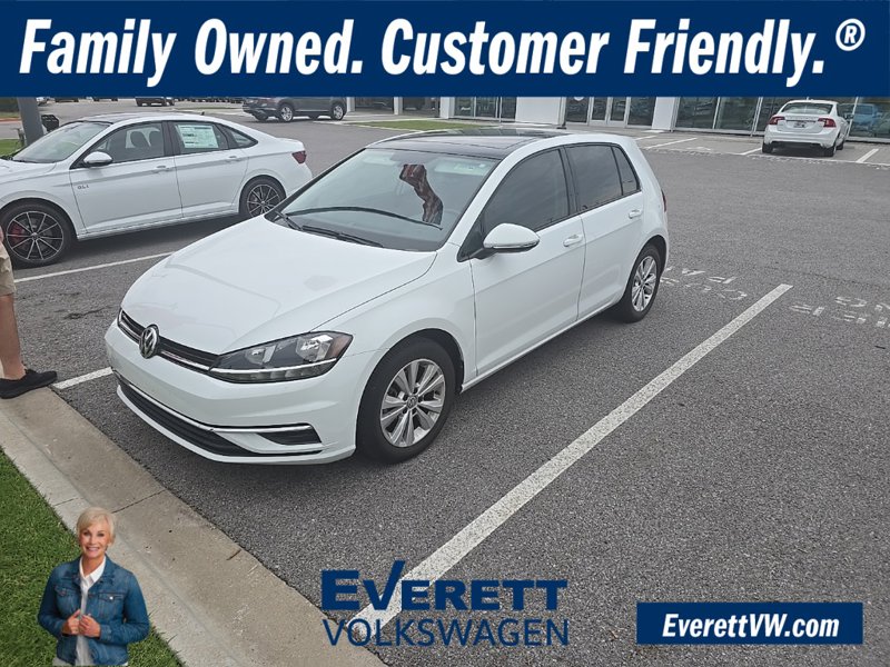 Used 2020 Volkswagen Golf 4-Door image 1