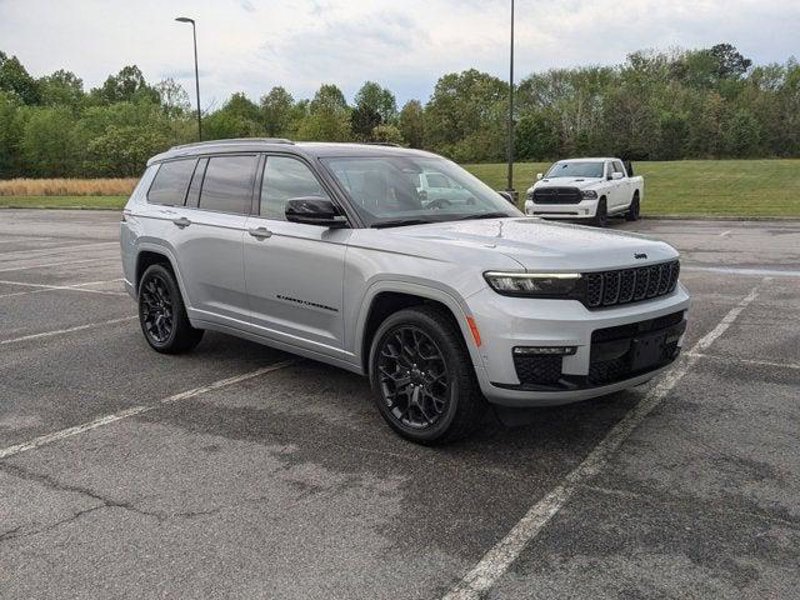 Certified 2023 Jeep Grand Cherokee L Summit image 1
