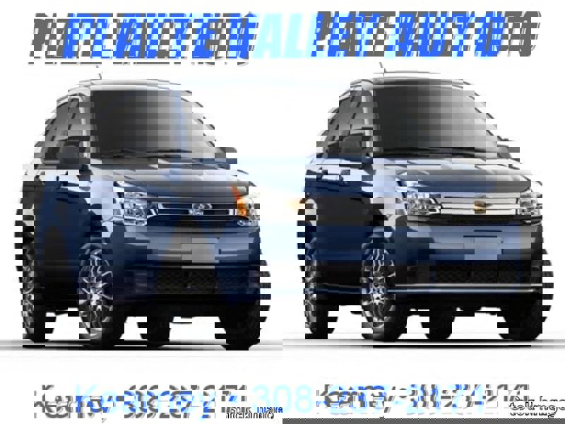 Used 2010 Ford Focus SE image 1