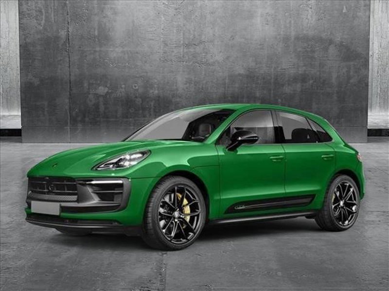 Used 2024 Porsche Macan image 1
