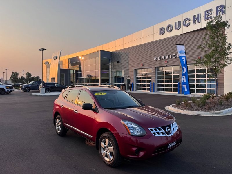 Used 2015 Nissan Rogue S image 1