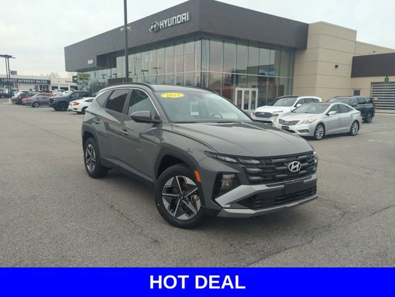 Certified 2025 Hyundai Tucson SEL image 1