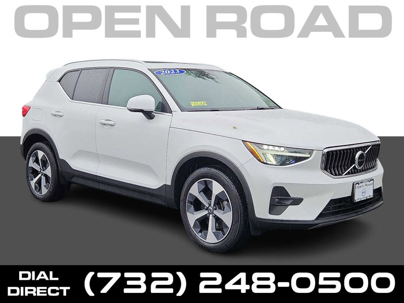 Certified 2023 Volvo XC40 B5 Plus w/ Protection Package Premier image 1