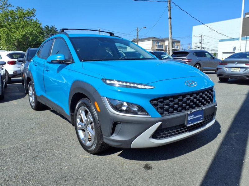 Certified 2022 Hyundai Kona SEL image 1