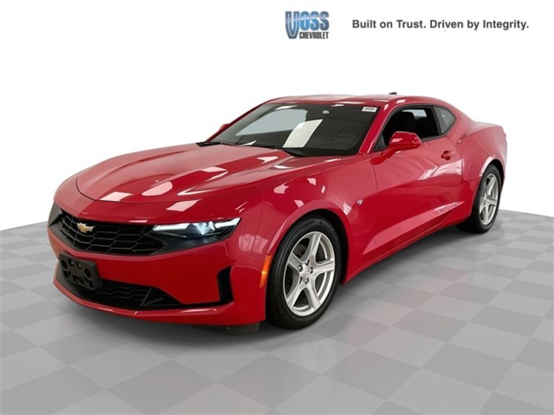 Certified 2021 Chevrolet Camaro LT image 1