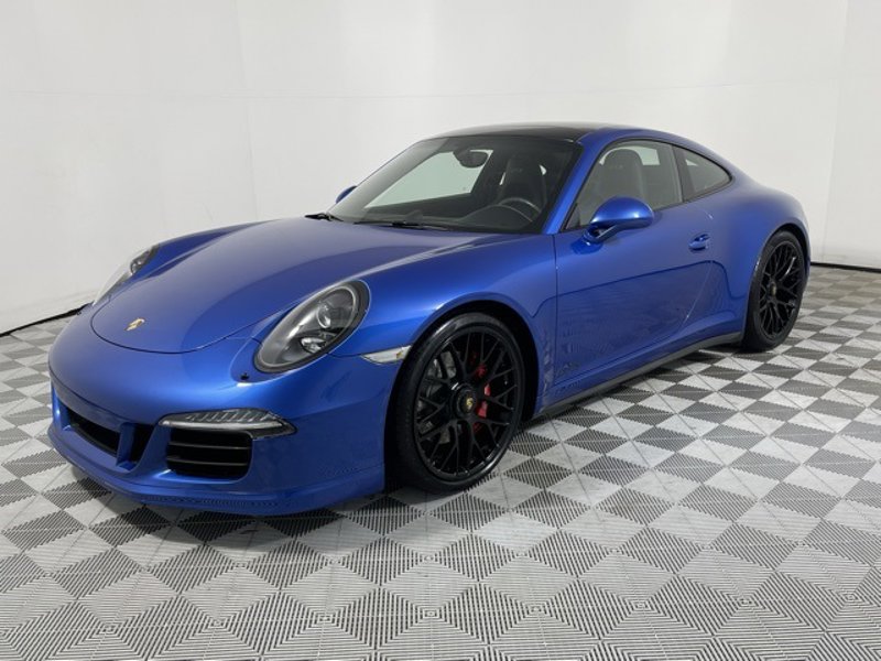 Certified 2015 Porsche 911 Carrera GTS image 1