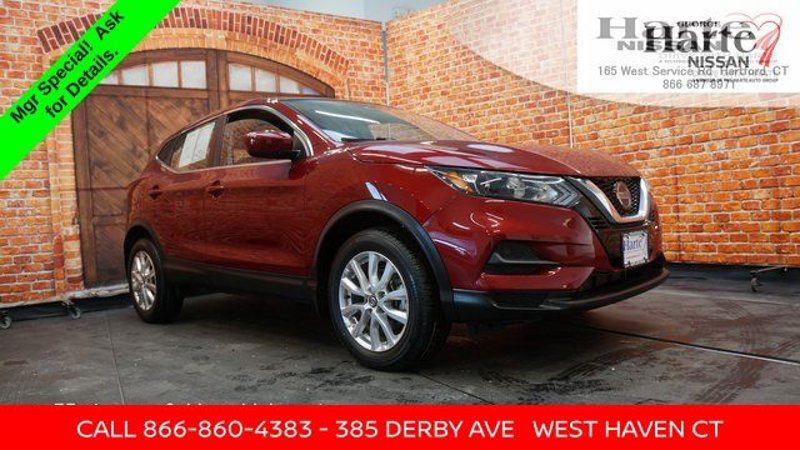 Certified 2021 Nissan Rogue Sport S image 1