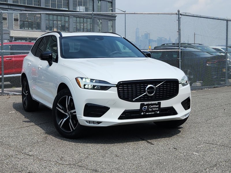 Certified 2021 Volvo XC60 T5 R-Design image 1
