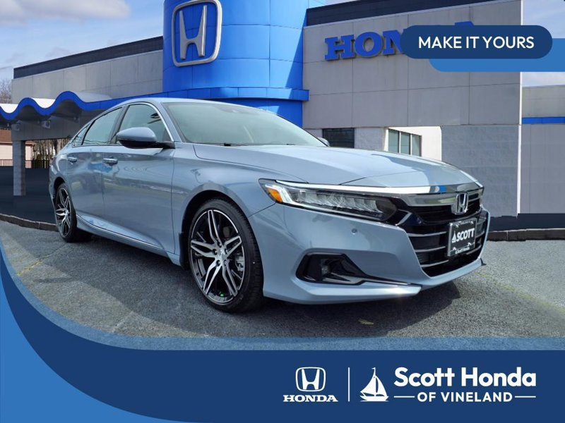 Certified 2022 Honda Accord Touring image 1