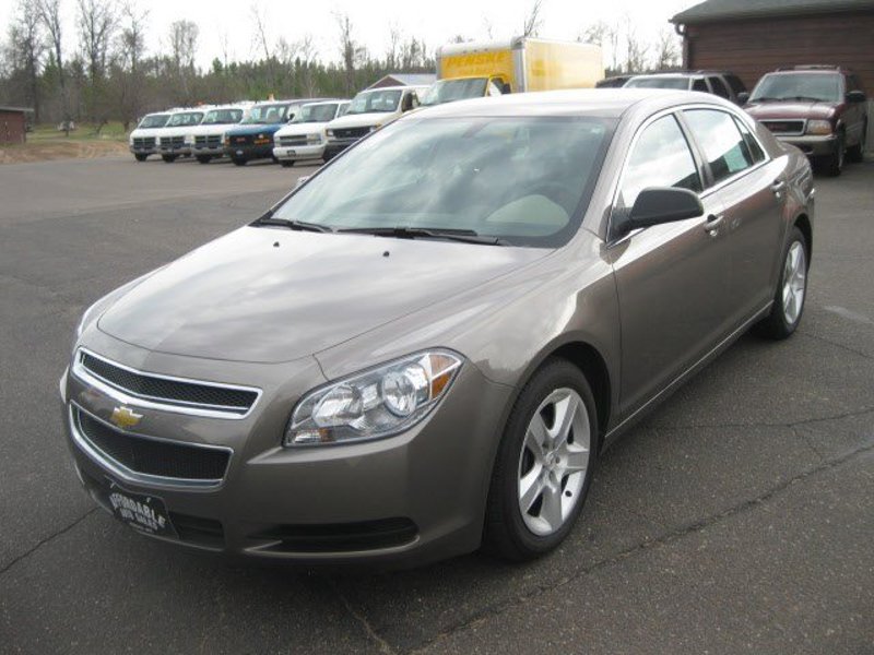 Used 2012 Chevrolet Malibu LS image 1
