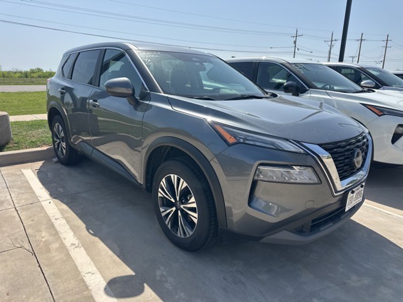 Certified 2023 Nissan Rogue SV image 1