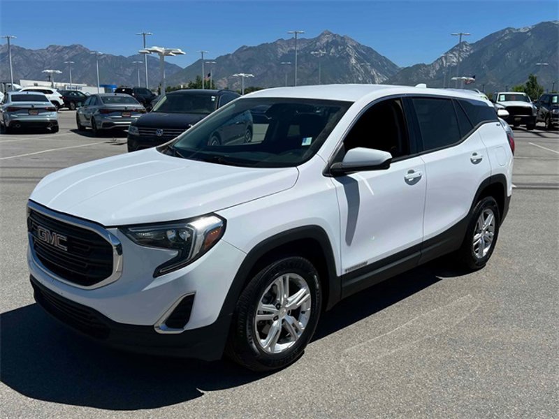 Used 2019 GMC Terrain SLE image 1