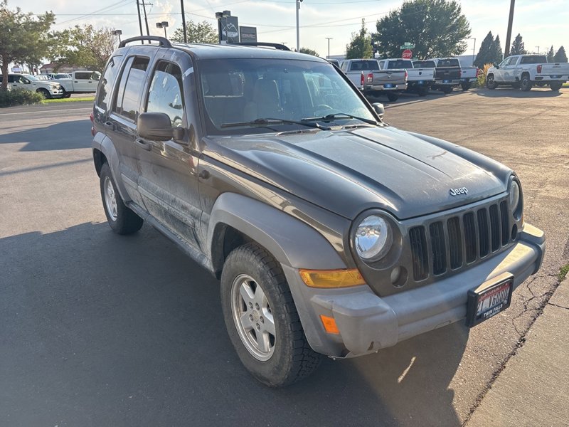 Used 2006 Jeep Liberty Sport image 1
