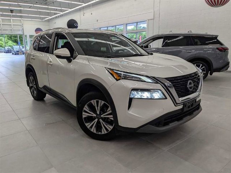 Certified 2022 Nissan Rogue SV w/ SV Premium Package image 1