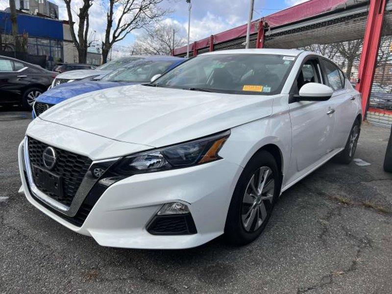 Certified 2022 Nissan Altima 2.5 S image 1