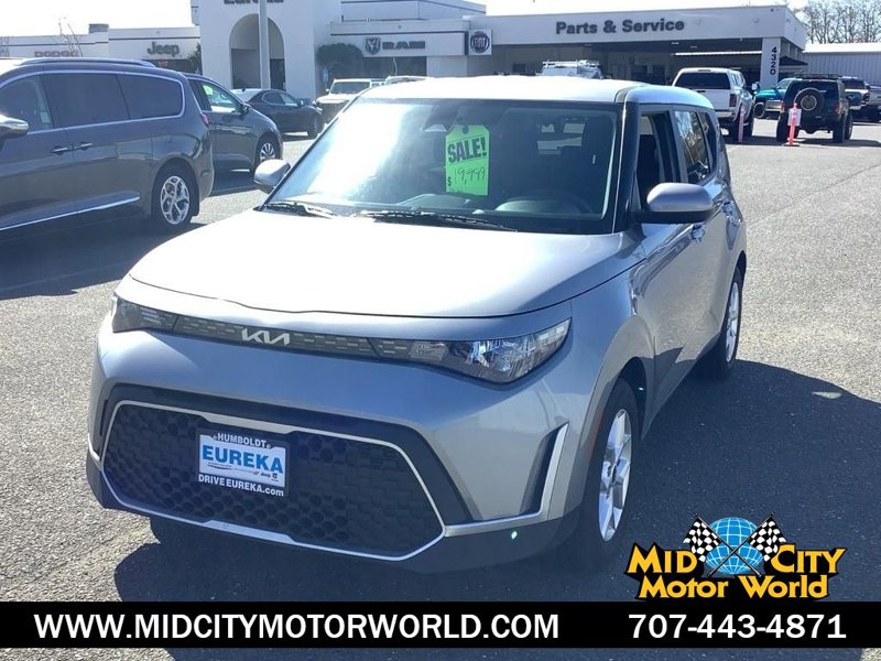 Used 2023 Kia Soul LX w/ Option Group 015 image 1