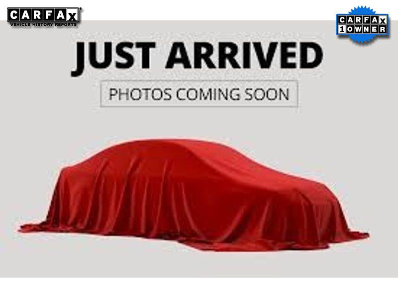 Used 2023 Chrysler Pacifica Touring-L image 1