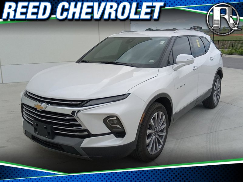 Certified 2025 Chevrolet Blazer Premier w/ LPO, Floor Liner Package image 1