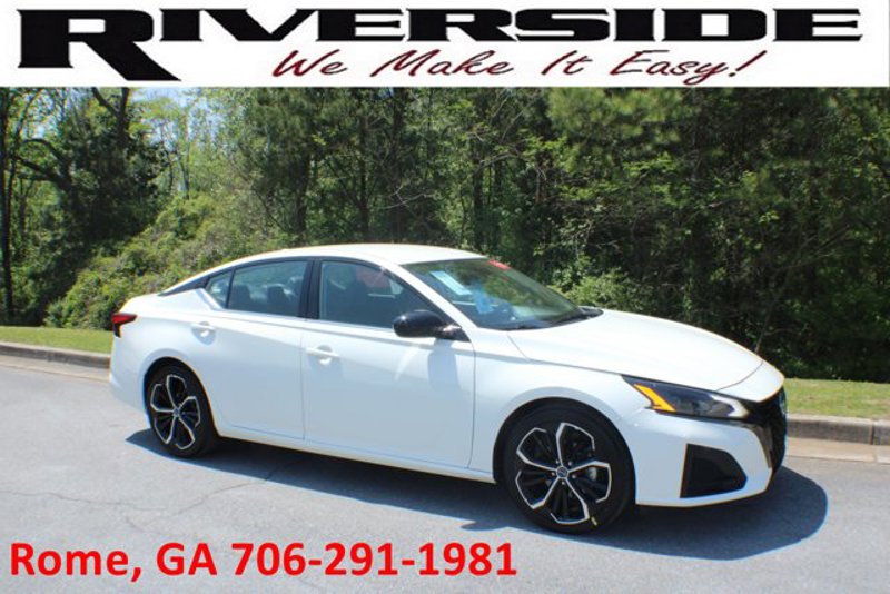 Certified 2023 Nissan Altima 2.5 SR image 1