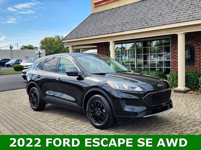 Used 2022 Ford Escape SE image 1