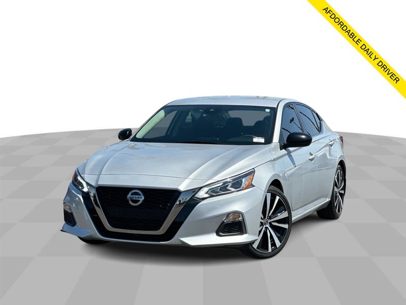 Used 2022 Nissan Altima 2.5 SR image 1
