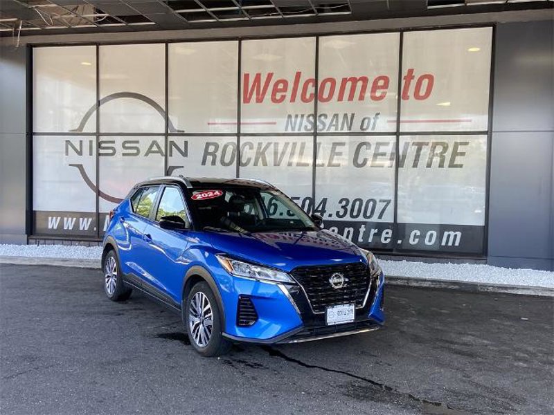 Certified 2024 Nissan Kicks SV image 1