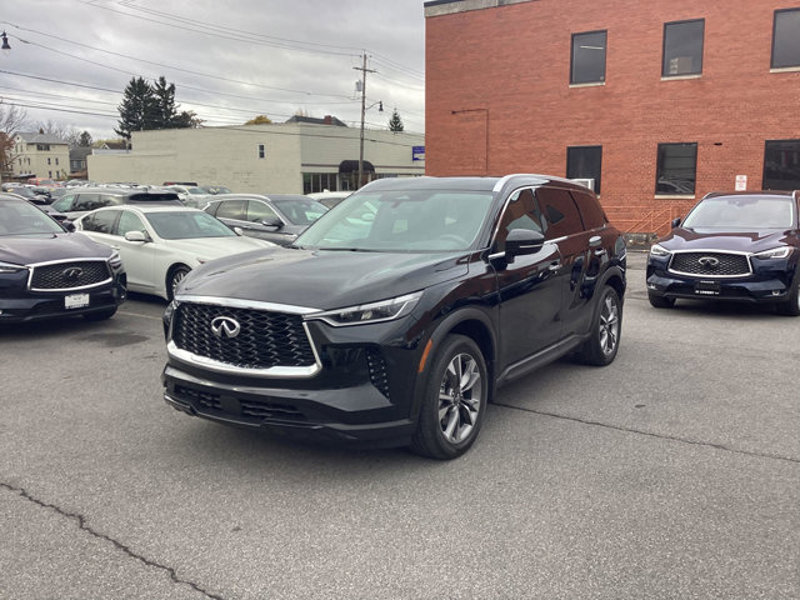 Certified 2024 INFINITI QX60 Luxe image 1