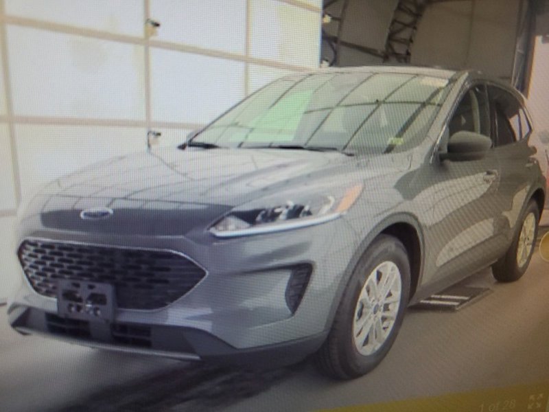 Used 2022 Ford Escape SE w/ Convenience Package image 1