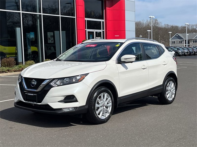 Certified 2022 Nissan Rogue Sport SV w/ Technology Package image 1