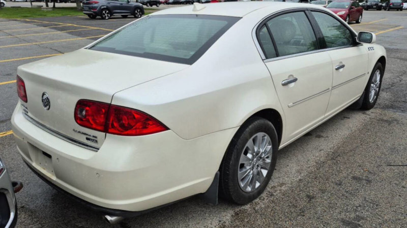 Used 2009 Buick Lucerne CXL w/ Driver Confidence Package image 1