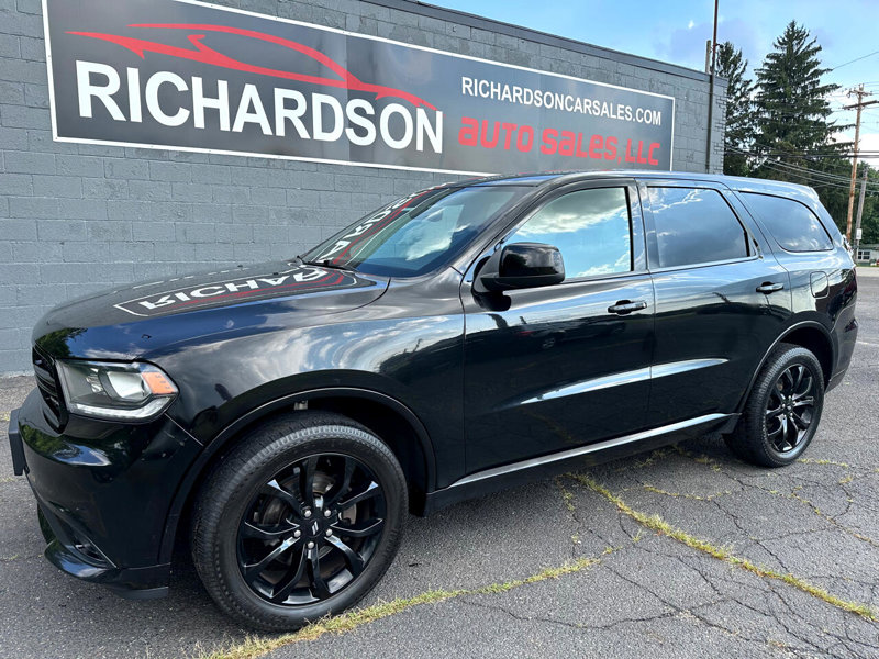 Used 2019 Dodge Durango SXT image 1