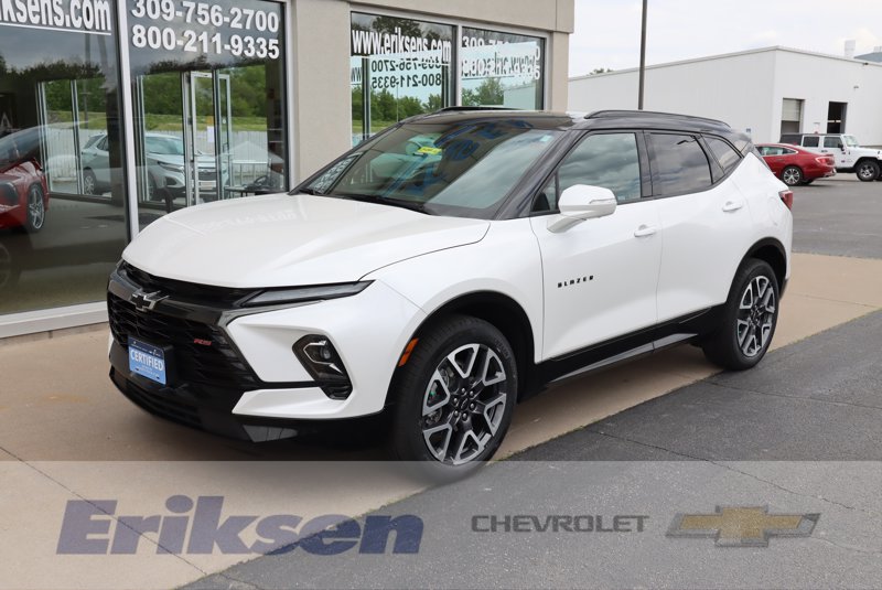 Certified 2024 Chevrolet Blazer RS w/ Driver Confidence II Package image 1