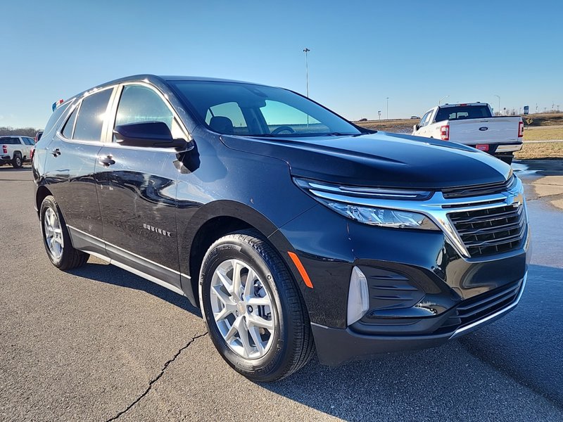 Certified 2023 Chevrolet Equinox LT image 1