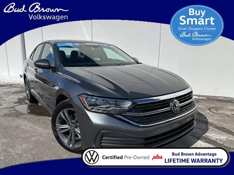 Certified 2024 Volkswagen Jetta SE image 1