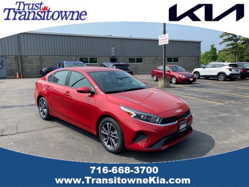 Certified 2022 Kia Forte LXS image 1