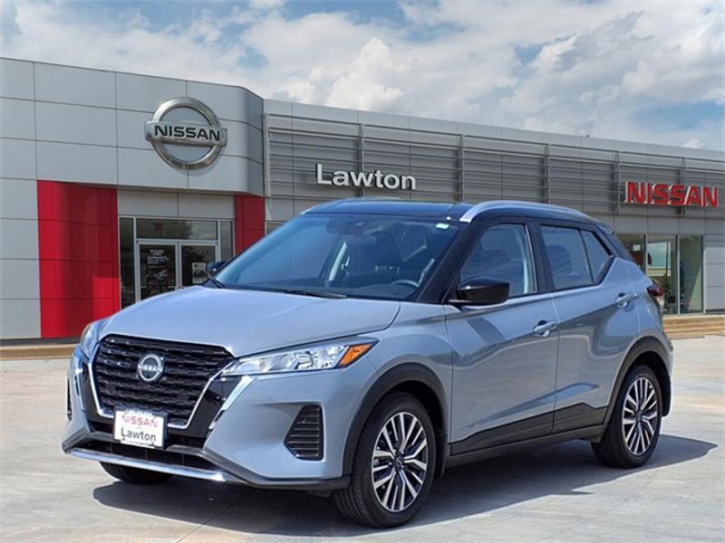 Certified 2024 Nissan Kicks SV image 1