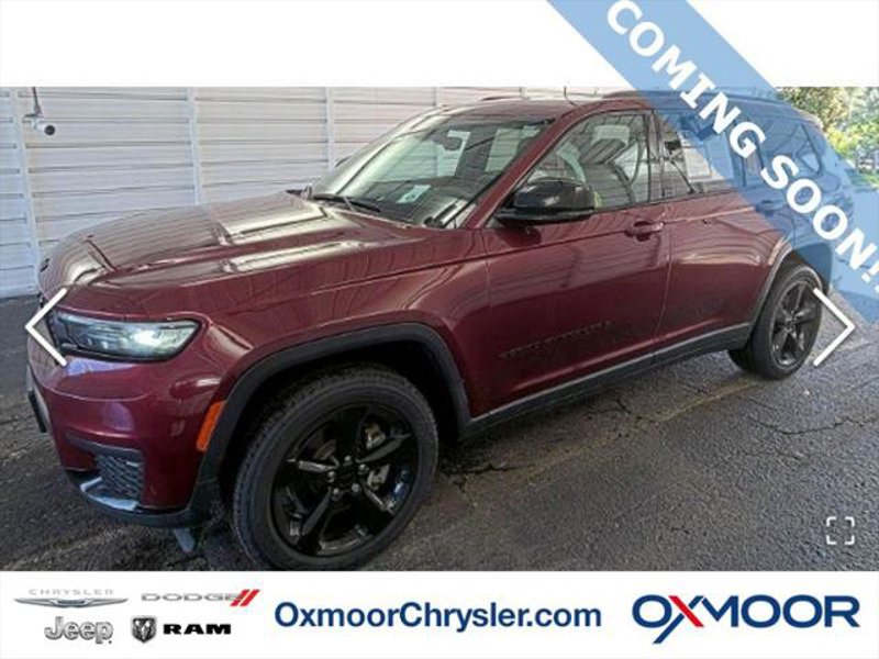 Certified 2021 Jeep Grand Cherokee L Laredo image 1
