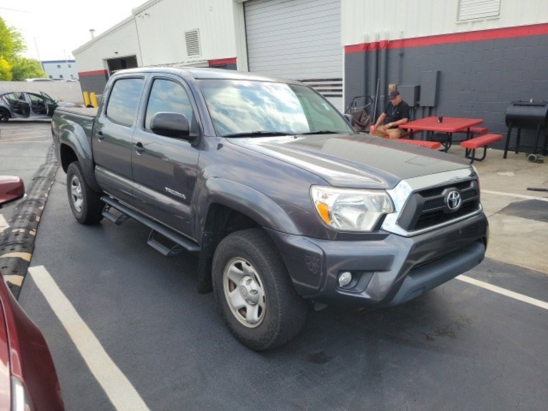 Used 2013 Toyota Tacoma PreRunner image 1