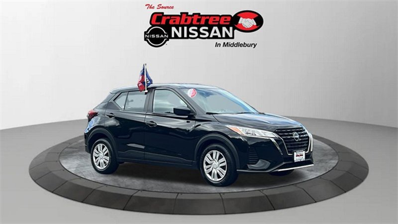 Certified 2022 Nissan Kicks S image 1