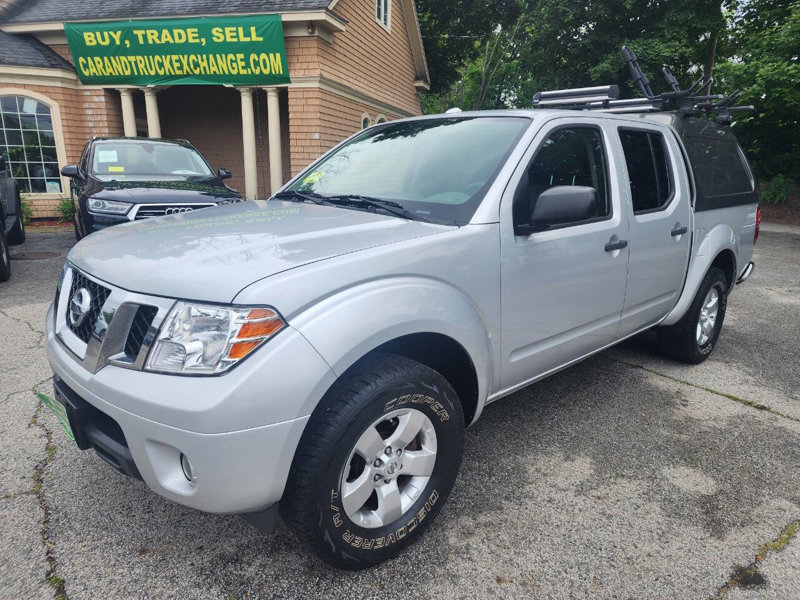Used 2013 Nissan Frontier SV image 1