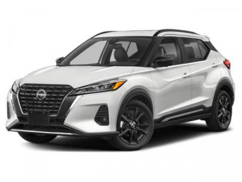 Used 2023 Nissan Kicks SR image 1