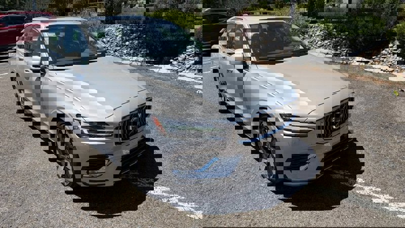 Certified 2023 Volvo S60 T8 Ultimate w/ Climate Package image 1