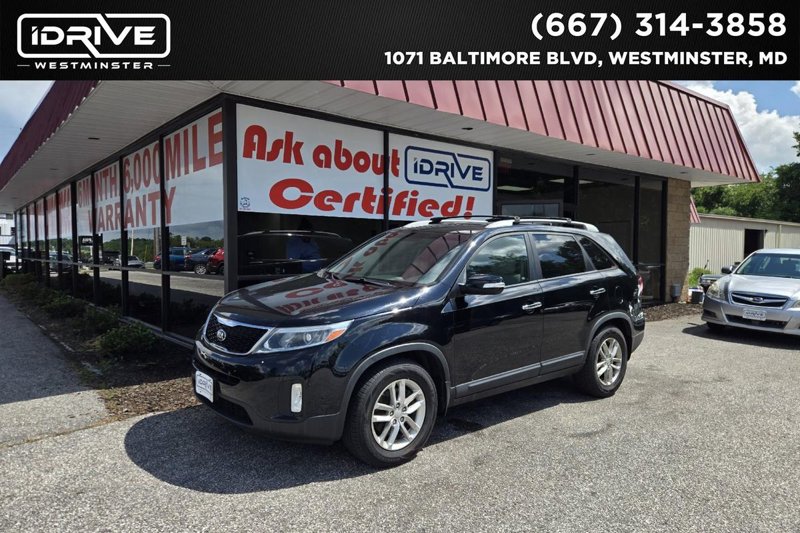 Used 2015 Kia Sorento LX image 1