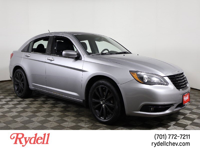 Used 2013 Chrysler 200 Touring w/ S Exterior Appearance Pkg image 1