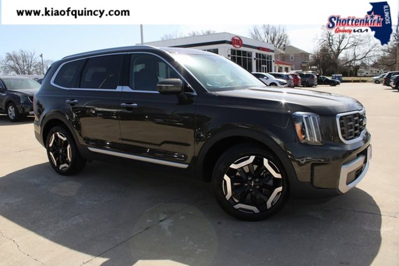 Certified 2023 Kia Telluride S image 1