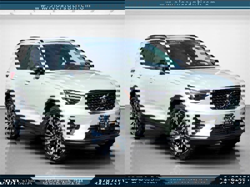 Certified 2024 Volvo XC40 B5 Plus w/ Protection Package Premier image 1