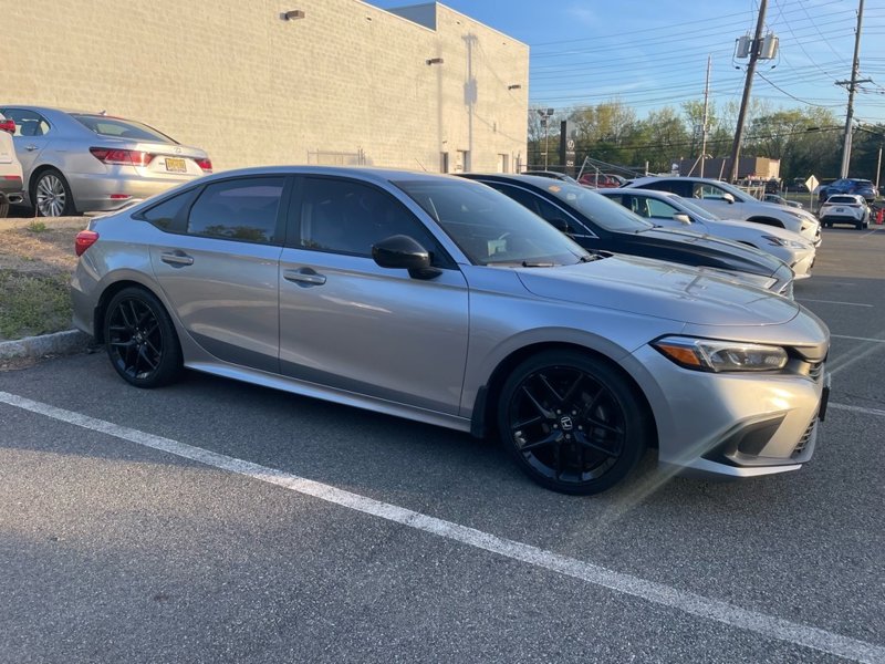 Used 2022 Honda Civic Sport image 1