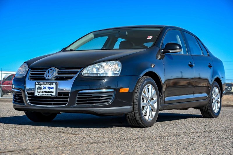 Used 2010 Volkswagen Jetta Limited Edition image 1